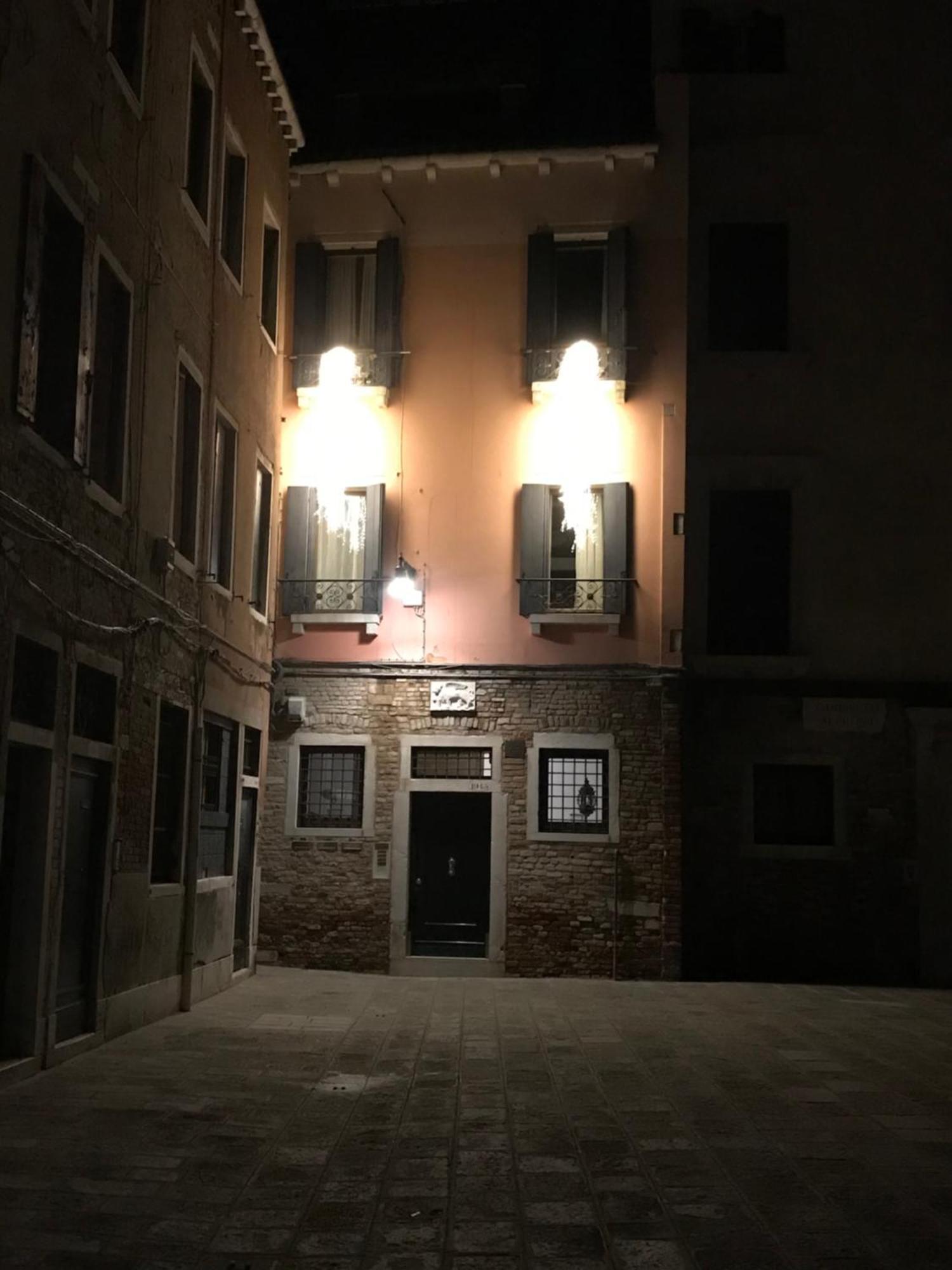 Albrizzi Charme Apartment Veneza Exterior foto